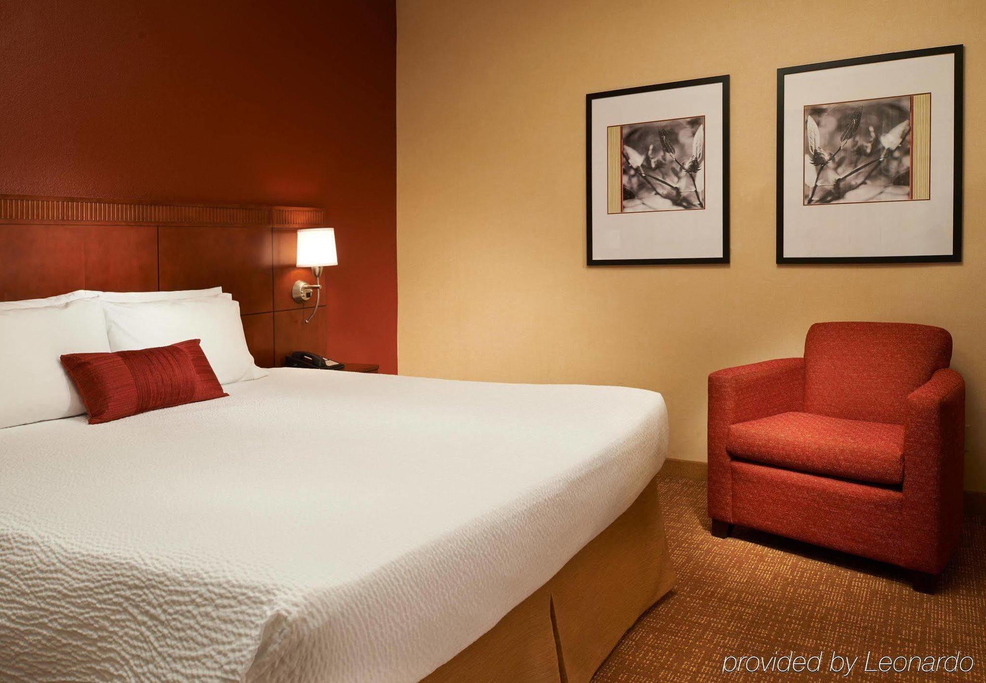 Hotel Courtyard By Marriott Indianapolis Castleton Pokoj fotografie